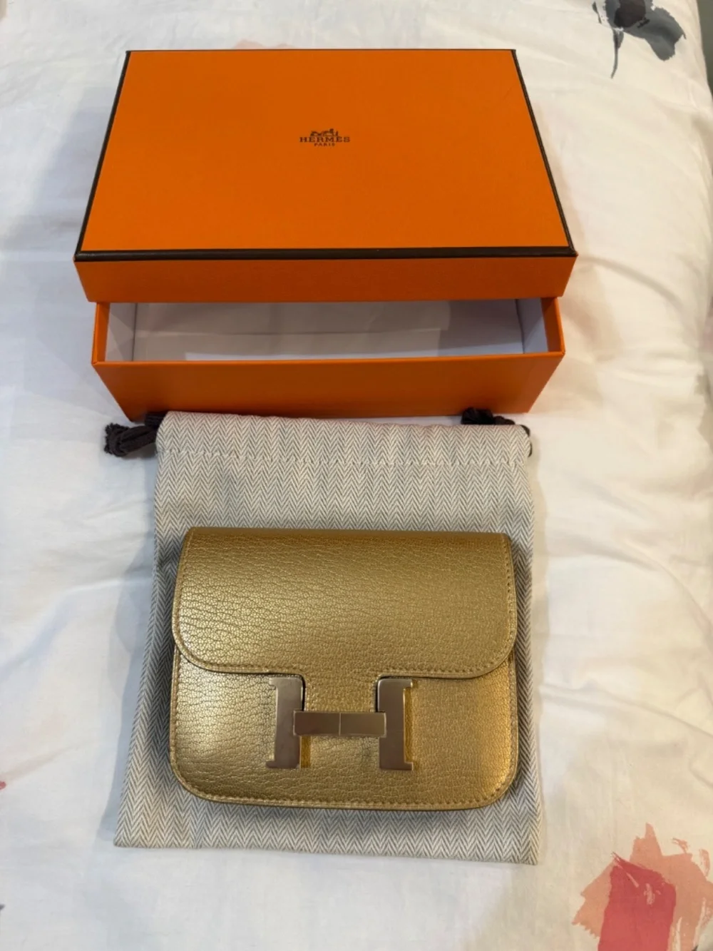Hermès Constance Slim Wallet Dore Chevre Chamkilight Permabrass Hardware